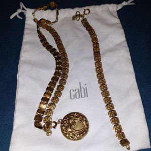 Cabi Vintage inspired, Versatile Heart Locket Necklace / Bracelet # 2059